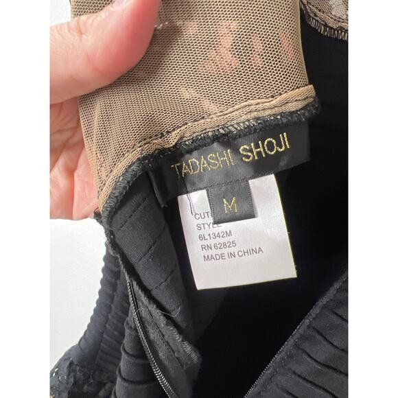 Tadashi Shoji Black Lace Pintuck Peplum Cocktail Dress Medium Party Holiday - Picture 7 of 10